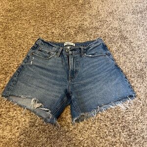 COPY - Abercrombie curve love baggy short mid rise